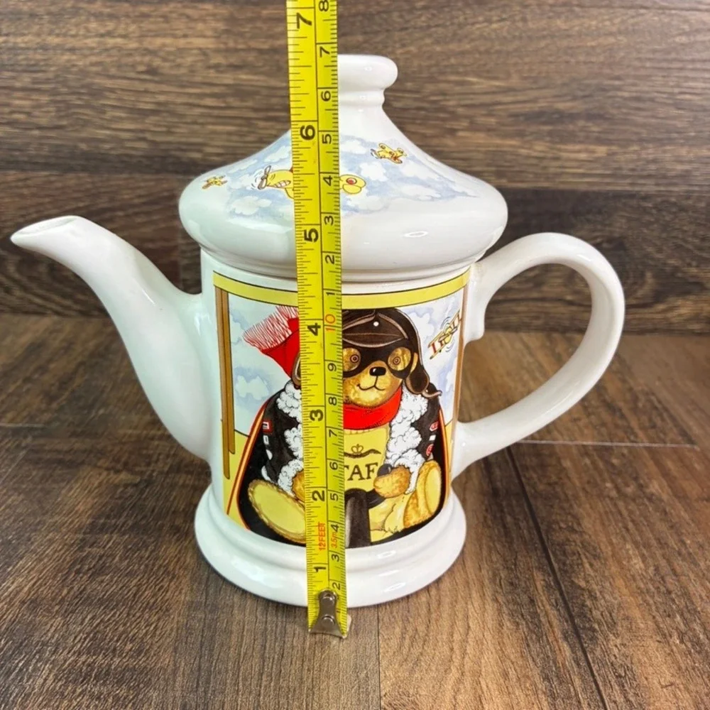 Wade Alex the Aviator Teapot Judith Wootton Made in England Bear Pilot Vintage